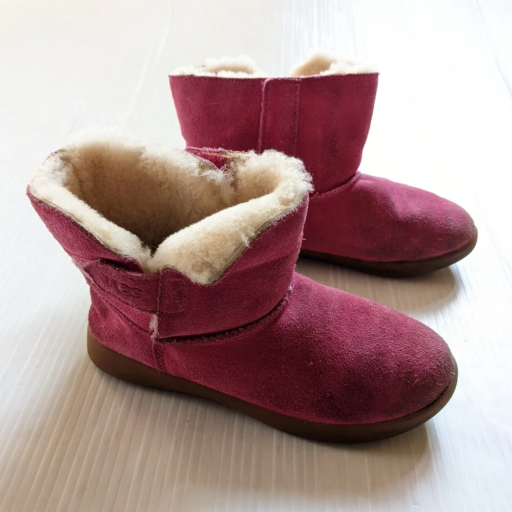 UGG Keelan kids pink suede fur lined boots